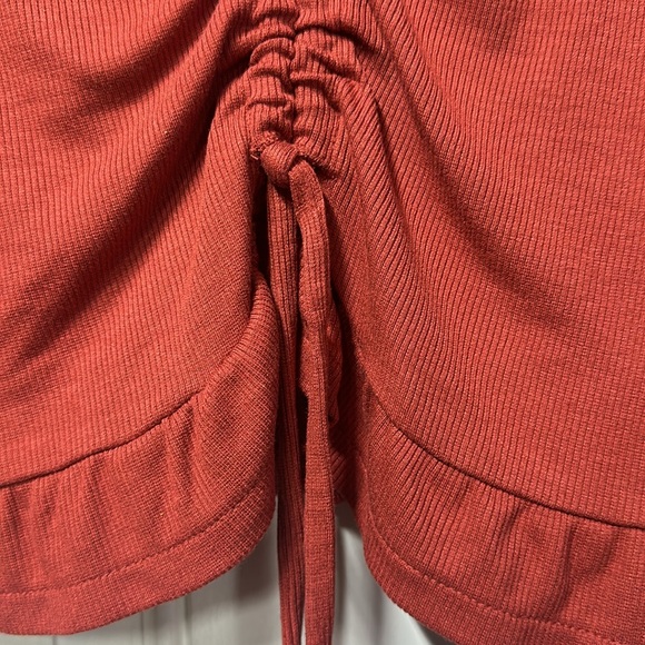 XL burgundy long sleeve cinched front top - Picture 5 of 6